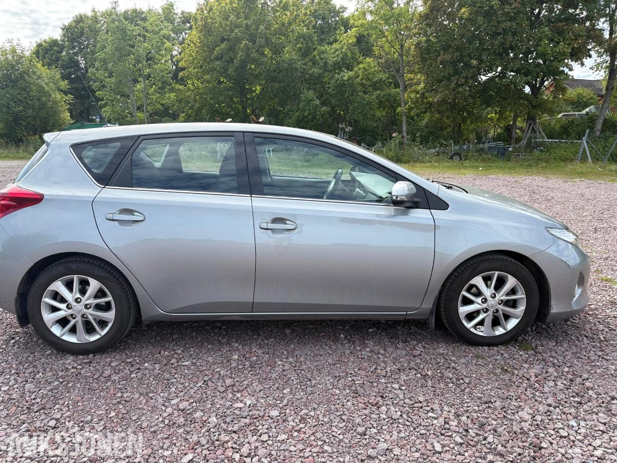 2013 Toyota Auris 1.3, 96238km, Hengerfeste, Ryggekamera